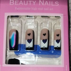 BRAND NEW!!!!**SIX SETS**Press-On Nails with Heart Design and Holographic Accent